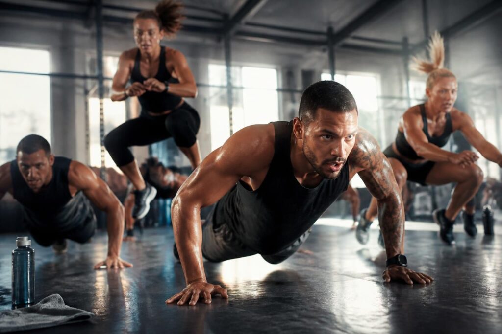 découvrez le programme d'entraînement insanity et repoussez vos limites extrêmes avec des séances intenses pour transformer votre corps et booster votre endurance.